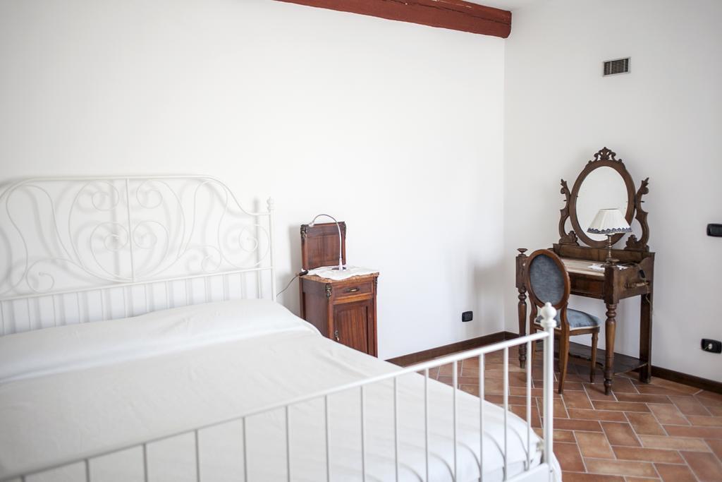 Вилла Renaissance Boutique House Рончильоне Экстерьер фото
